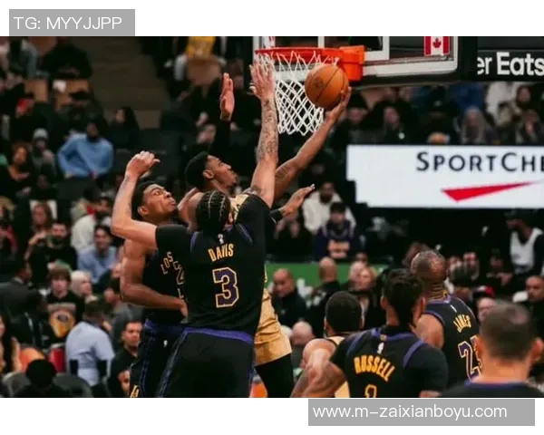 老鹰队与湖人激战正酣谁能在这场对决中笑到最后